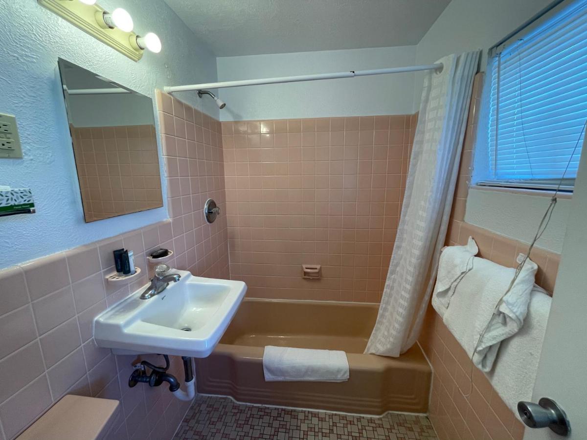 American Safari Motel Wildwood Crest Beach Екстер'єр фото